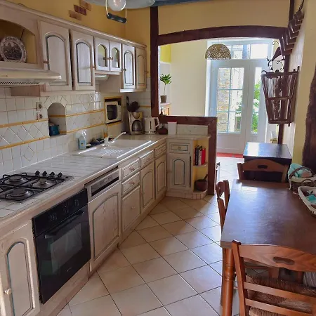 Affittacamere Maison Rustique, Terrasse, Calme, 4-6 Peoples 3*