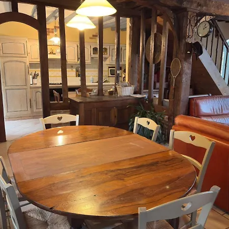 Bagnoles De L'orne, Maison Rustique Familiale