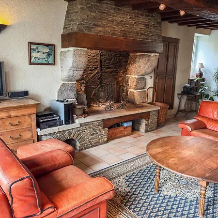 Guest house Maison Rustique, Terrasse, Calme, 4-6 Peoples 3*