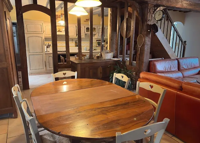 Bagnoles De L'orne, Maison Rustique Familiale