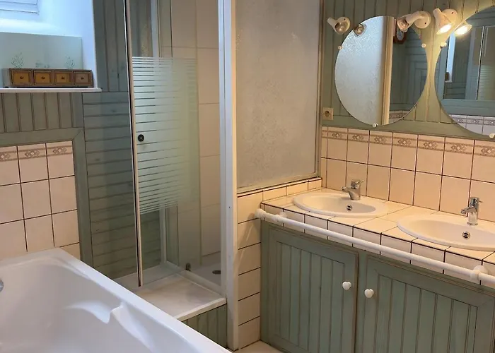 Bagnoles De L'orne, Maison Rustique Familiale Сasa de vacaciones *